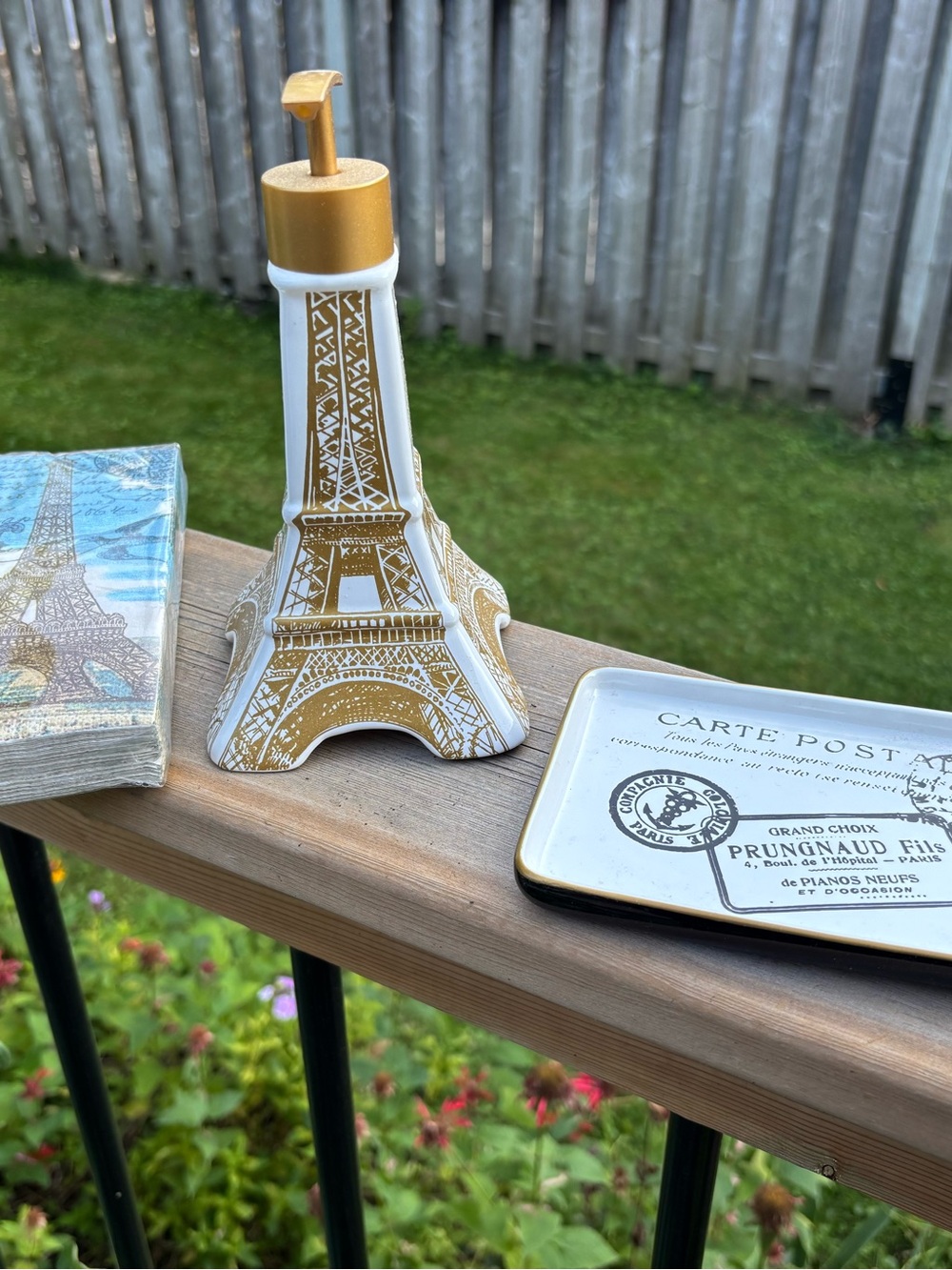 NEW 3-Piece Paris Eiffel Tower Bathroom Decor Lot